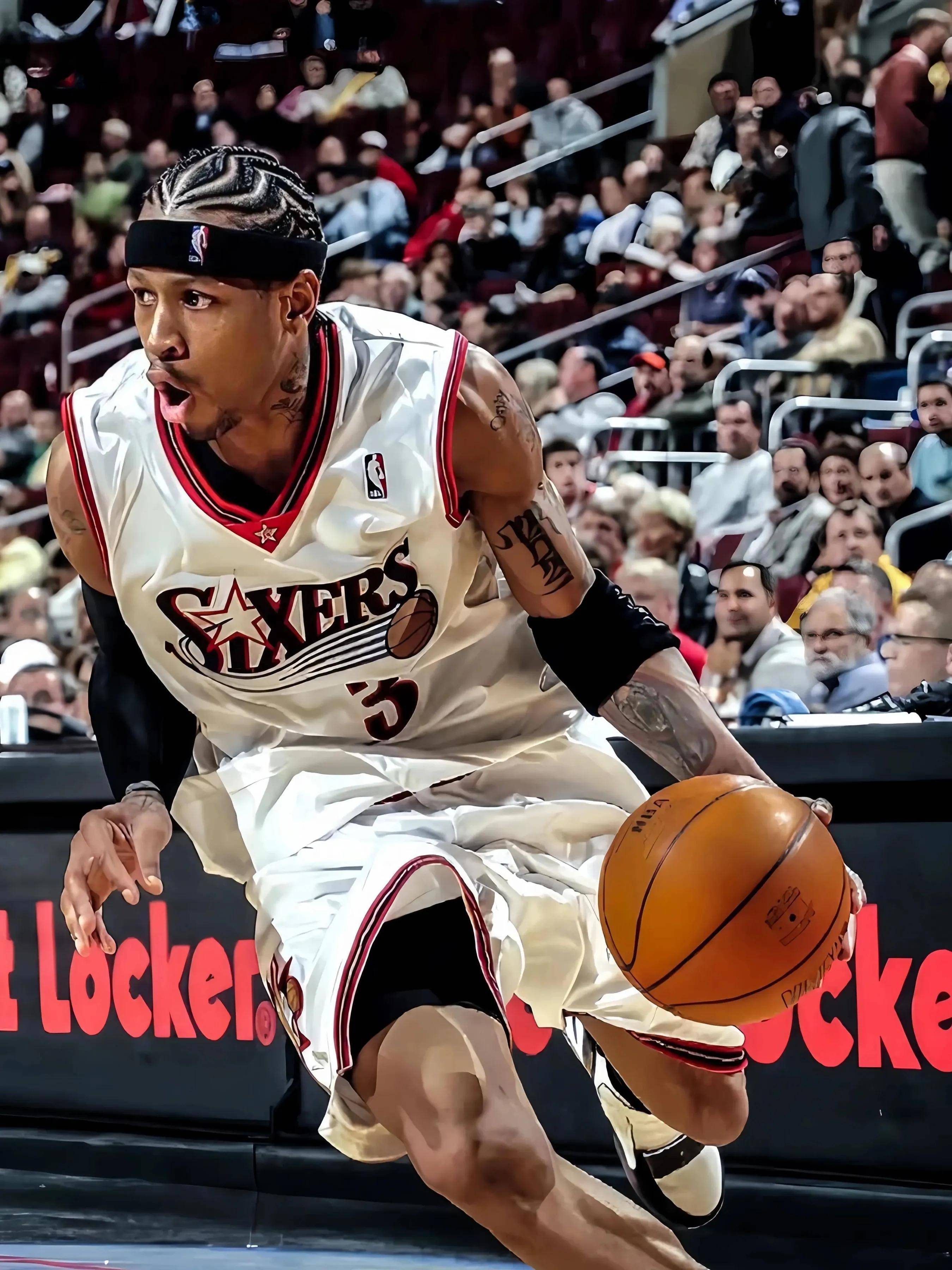 卡卢卢：斯帕莱蒂要求很高；我们可以随时切换三后卫或四后卫（卡卢卢：斯帕莱蒂要求严格，我们能随时在三后卫与四后卫之间切换）