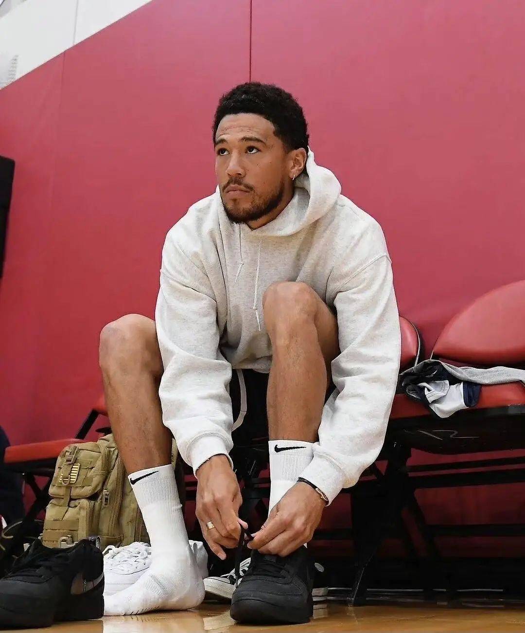 切尔西客战亚特兰大名单：帕尔默、德拉普缺阵，凯塞多归队（切尔西客战亚特兰大大名单：帕尔默、德拉普缺席，凯塞多回归）