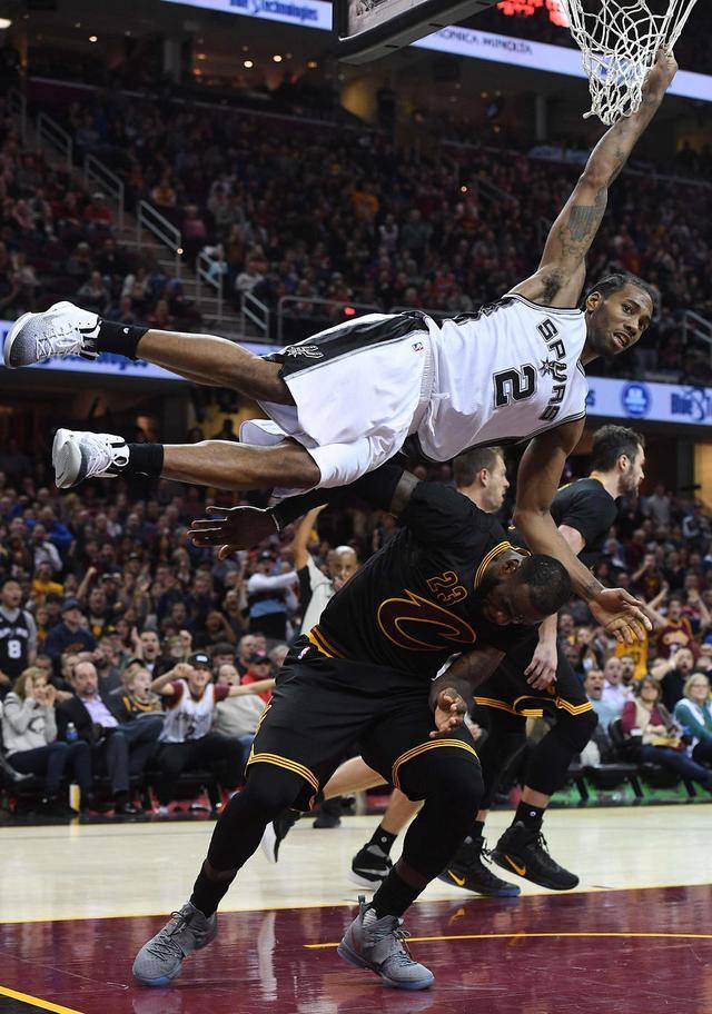 经纪人：若C罗现在出道只能去英甲，因为他只会踩单车耍花活（经纪人称：若C罗如今才出道，只能踢英甲，因过于依赖踩单车等花哨技巧）