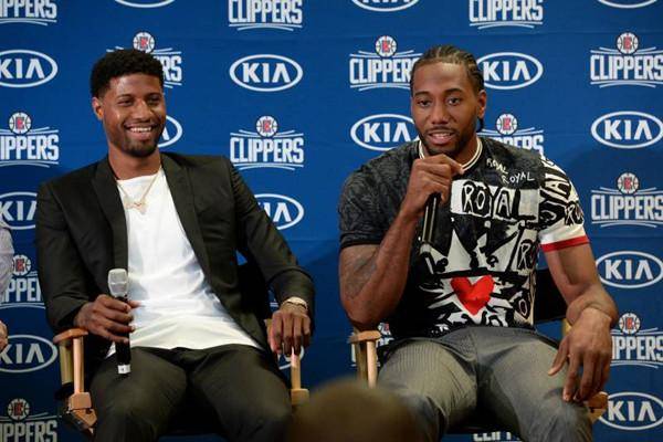 弗兰克：我的首选还是留在中国踢球；我带着喜悦与自豪离队（弗兰克：首选继续留在中国踢球，离队满怀喜悦与自豪）