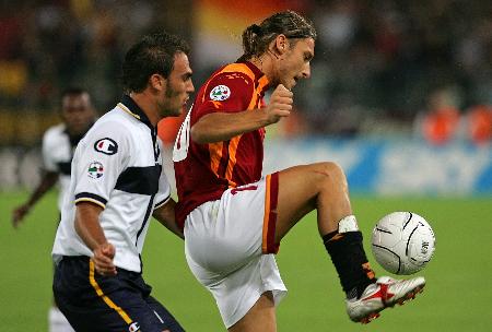 篮球CBA球队锁定季后赛席位，球迷沸腾