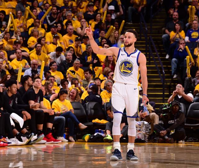 中超比赛回放：北京国安2-1战胜广州队,（中超赛况回顾：北京国安2-1力克广州队）